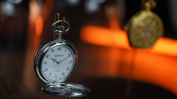 Infinity Pocket Watch V3 - Silver Case White Dial / STD Version by Bluether Magic
